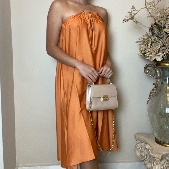 Ann Taylor Midi Dress - Picture 2 of 3